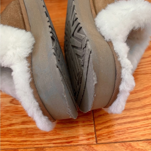 Ugg Disquette Slippers Size 6 - Picture 6 of 6